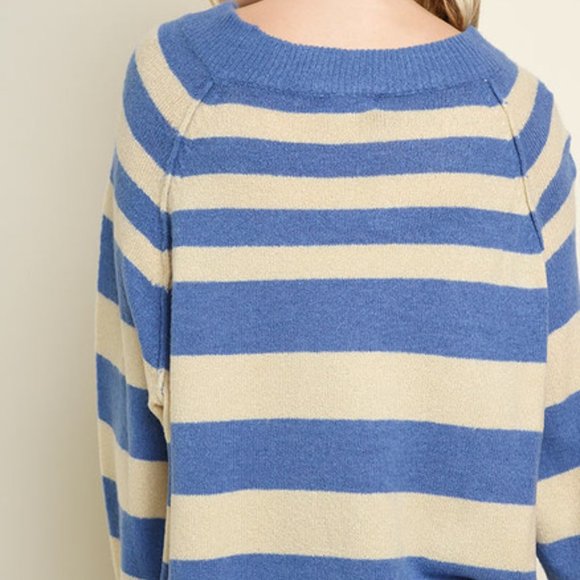Umgee | Vici Collection Blue and Tan Tunic Sweater SMALL - Picture 3 of 7